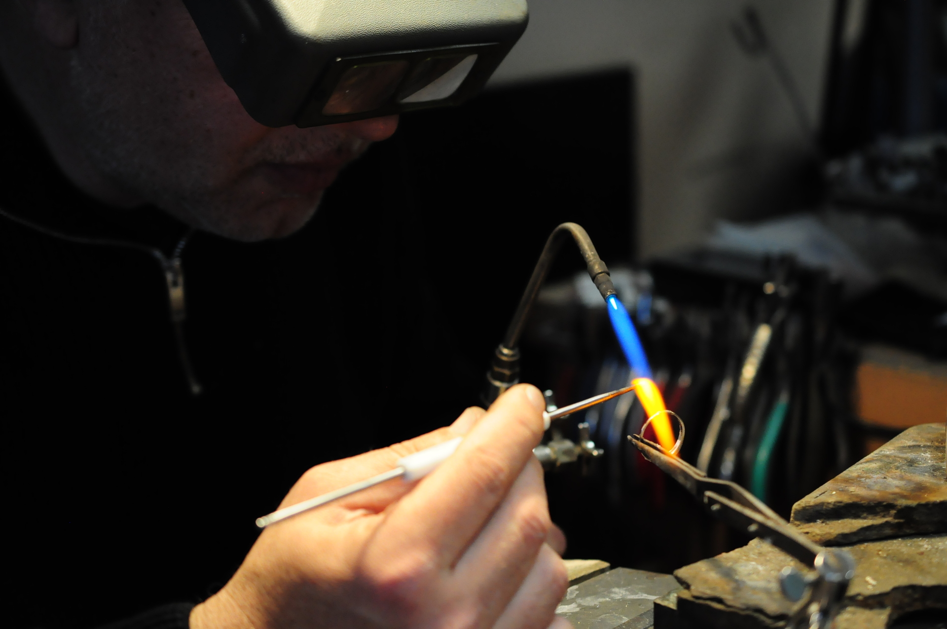 изработка на брачна халка