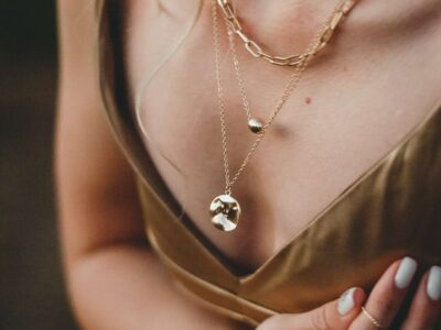 v1920x1920-6-съвета-как-да-съчетавате-златни-бижута